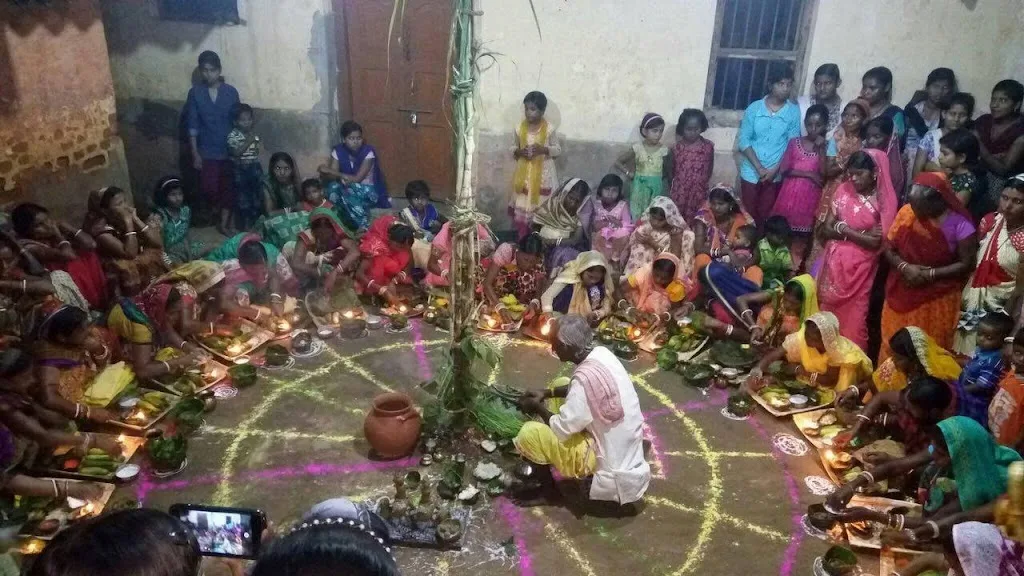 Jivitputrika Vrat 2024 Puja Vidhi: संतान के दीर्घायु के लिए रखते हैं जीवित्पुत्रिका व्रत, जानें तिथि, पूजा विधि ,पूजा कथा, आरती और महत्व