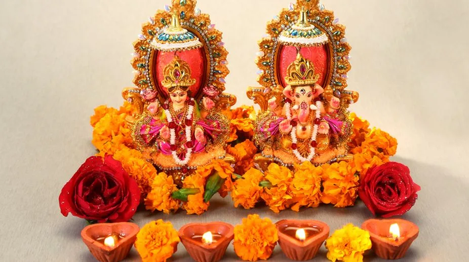 कब है दीपावली 2024: ऐसे समझें इस दिन के तिथि, शुभ मुहूर्त, पूजन विधि, महत्व और पौराणिक कथाएं से लेकर आपके घर में सुख-समृद्धि लाने तक की पूजा |